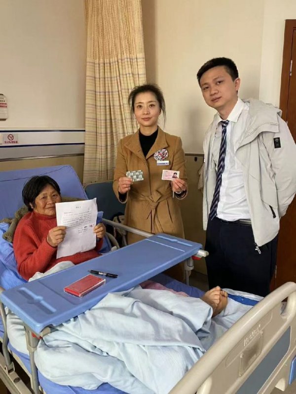 垒富优配 一家银行的自我修养：“移动柜台”不缺位，金融服务来护航